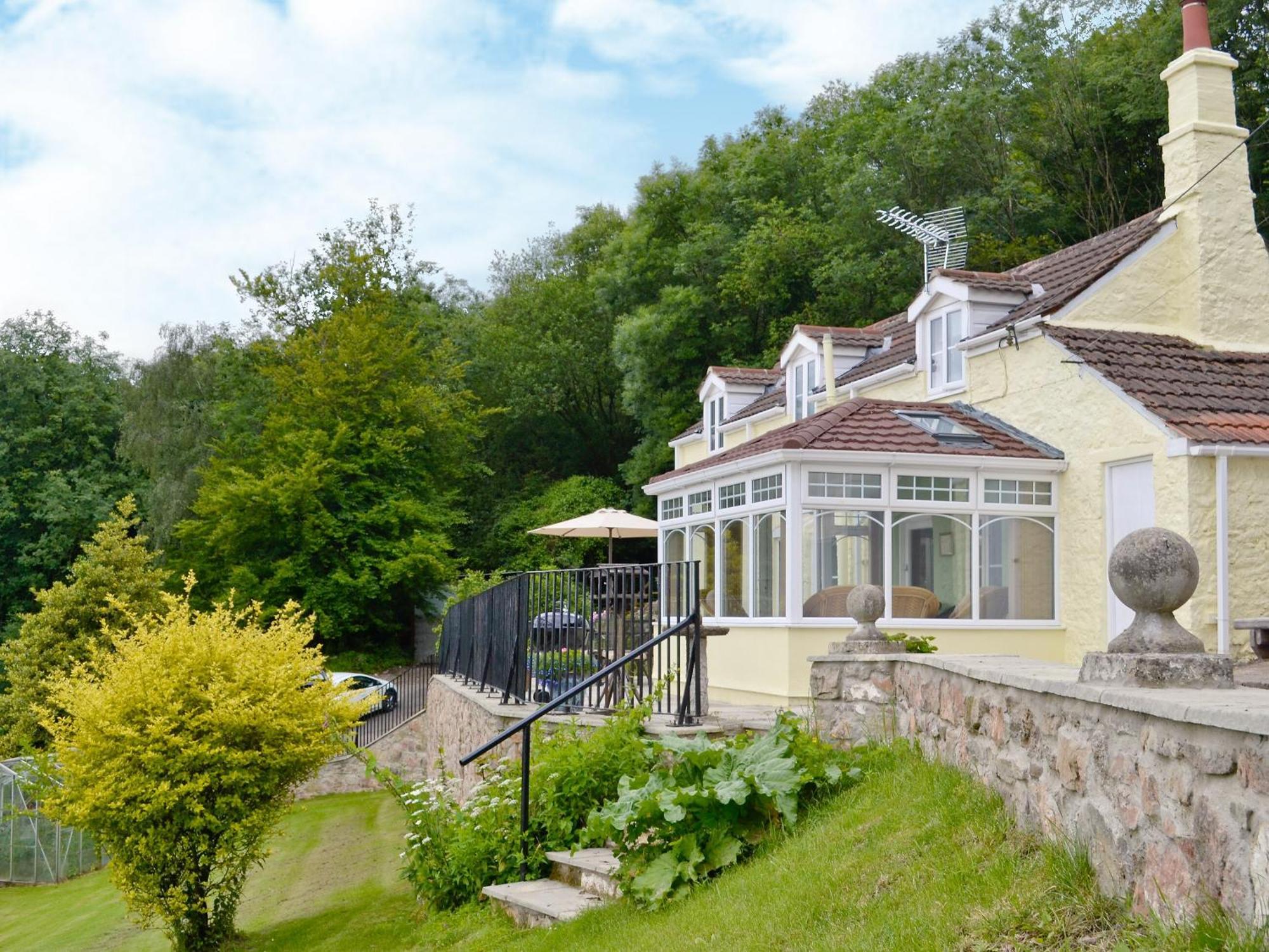 Thornhill Villa Whitchurch  Ngoại thất bức ảnh