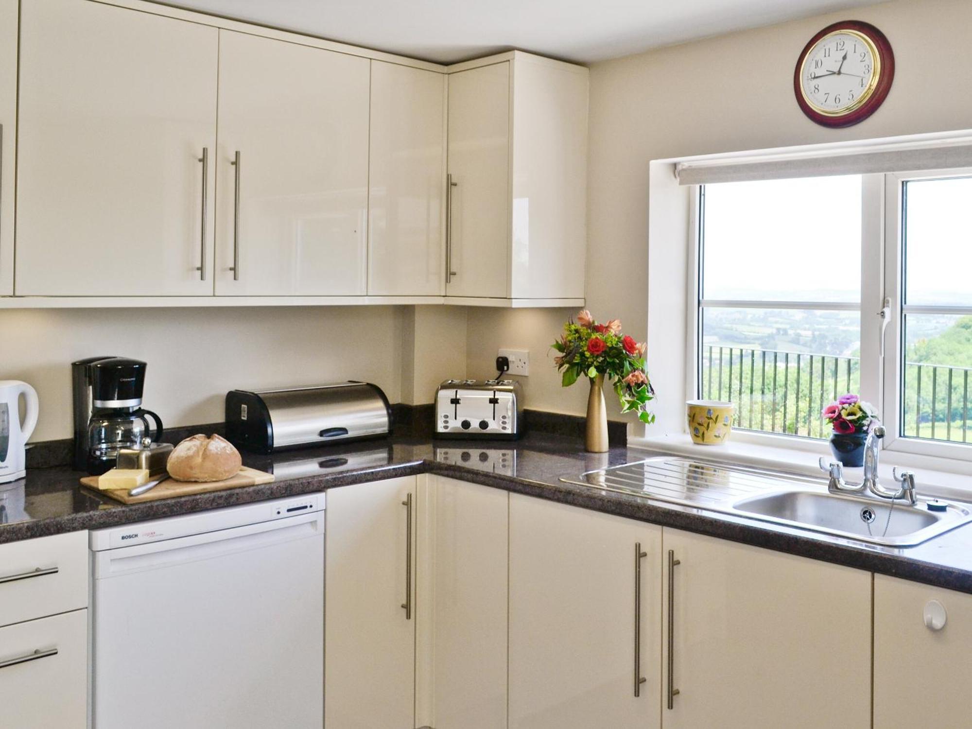 Thornhill Villa Whitchurch  Ngoại thất bức ảnh