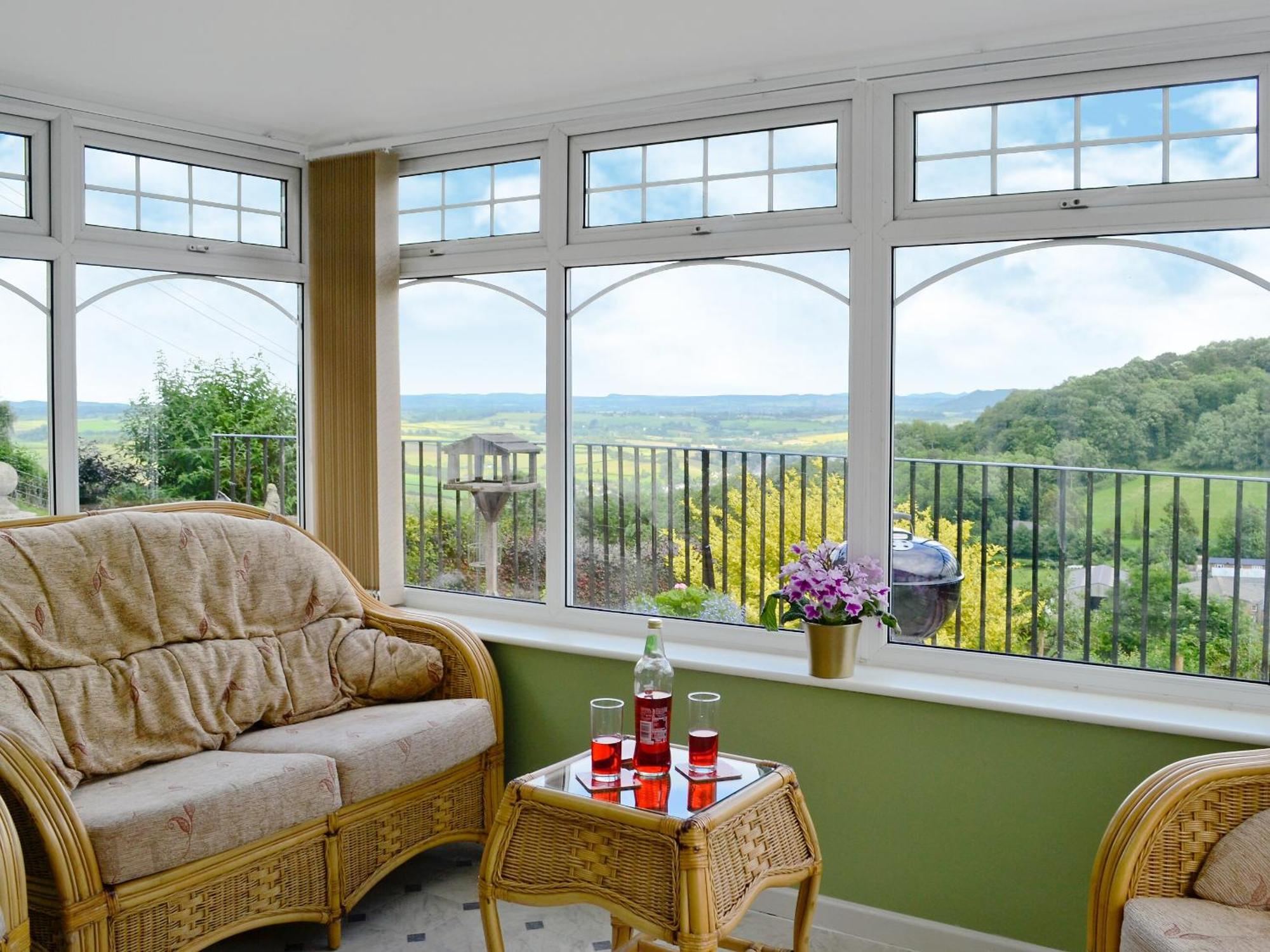 Thornhill Villa Whitchurch  Ngoại thất bức ảnh
